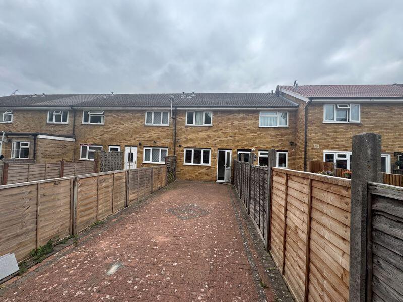 Cleave Avenue, Hayes photo 5