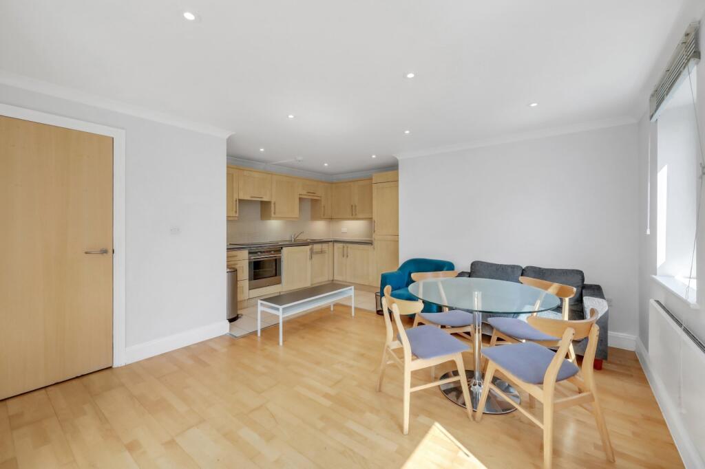 Apartment in London, Primrose Hill, Chalk Farm - View 4