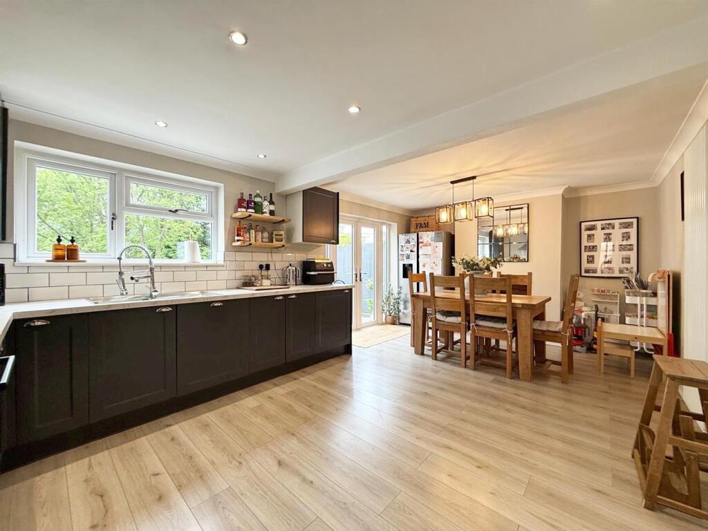 House in Shrewsbury - View 3