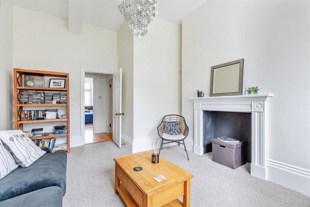 Apartment in Hastings, Trinity Triangle, Old Town - View 5
