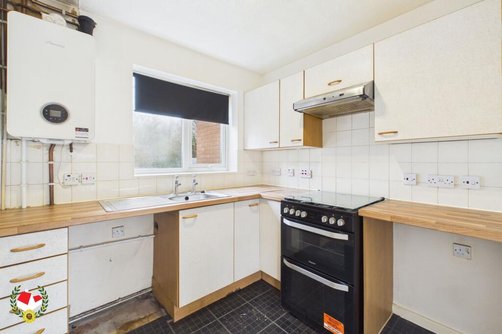 Pippin Close, Abbeymead, Gloucester, GL4 5YT photo 3