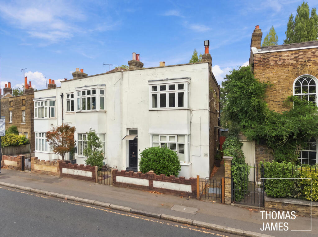 Main image of property: Chase Side, Enfield, EN2