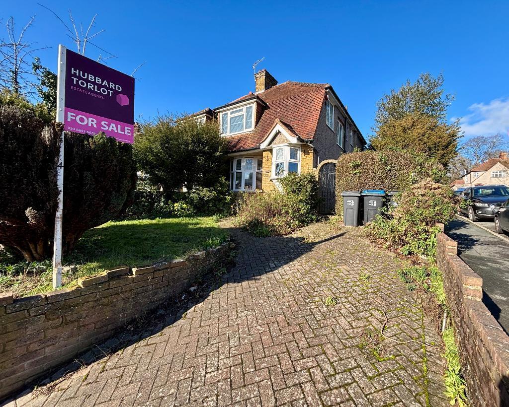 Main image of property: Addington Road, Selsdon, CR2 8LQ