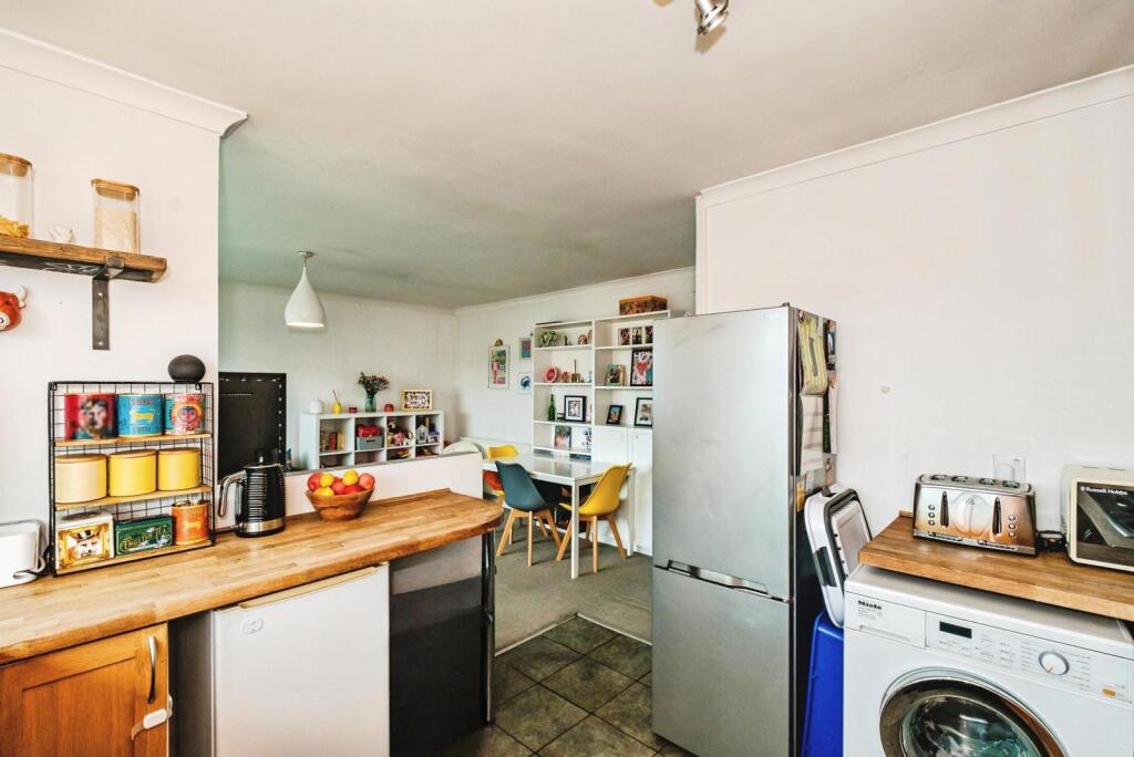 Ophir Road, WORTHING, West Sussex, BN11 - More