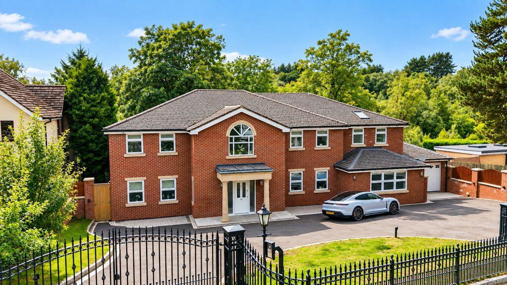 Main image of property: Clarry Drive, Four Oaks Estate, Sutton Coldfield, B74 2QT