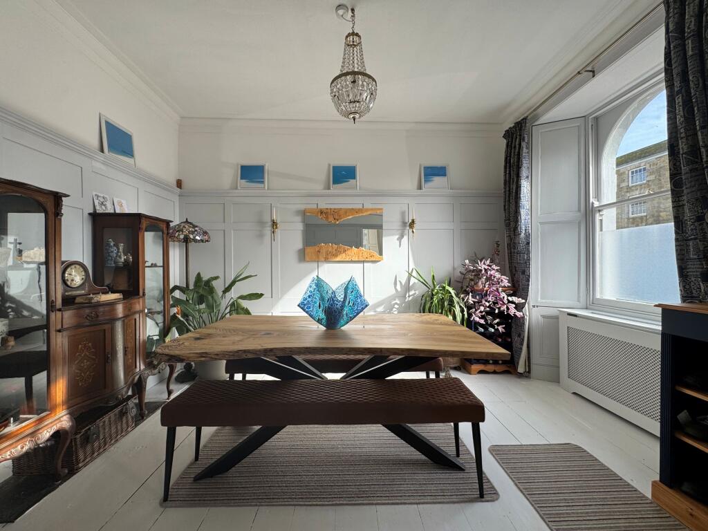 Coinagehall Street, Helston – pohled 4