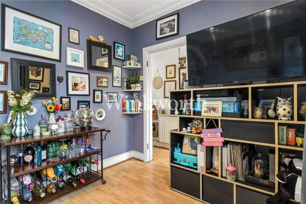House in London - More
