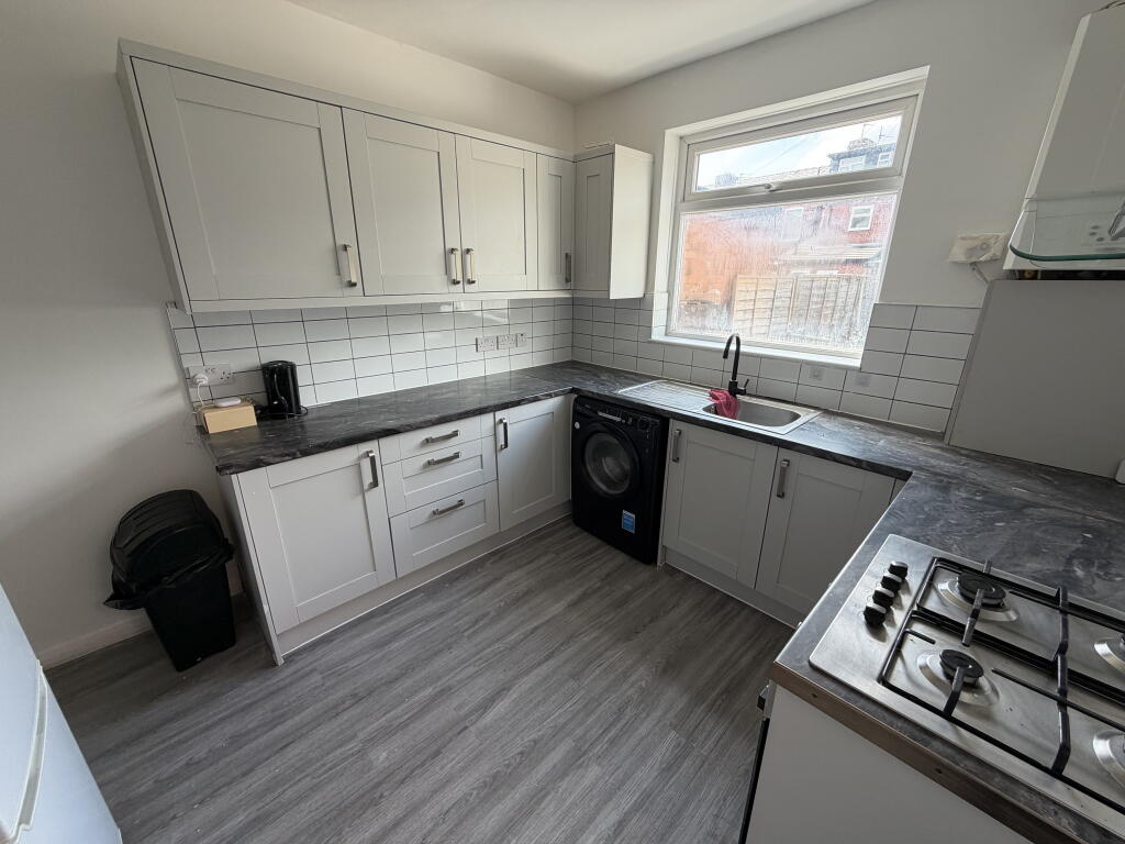 House in Manchester, Levenshulme - More