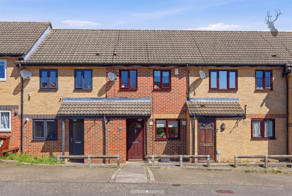 Main image of property: Friars Close, London