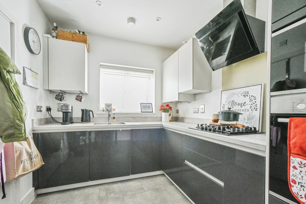 House in Vale of White Horse, Shrivenham - View 4
