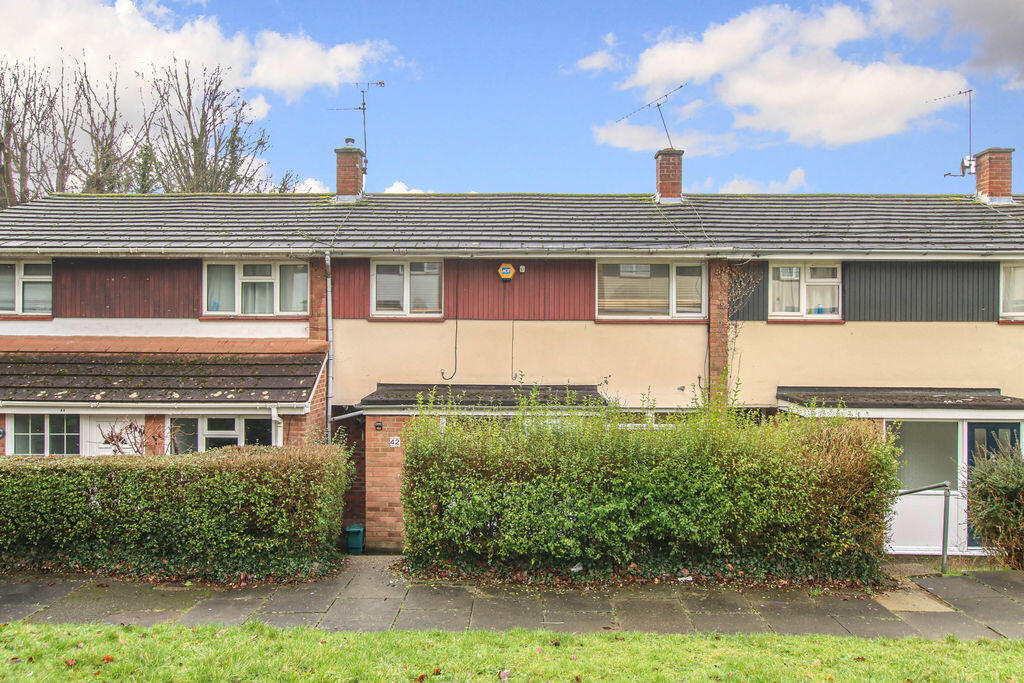 3-bed terraced on Thumpers, Hemel Hempstead, £375,000