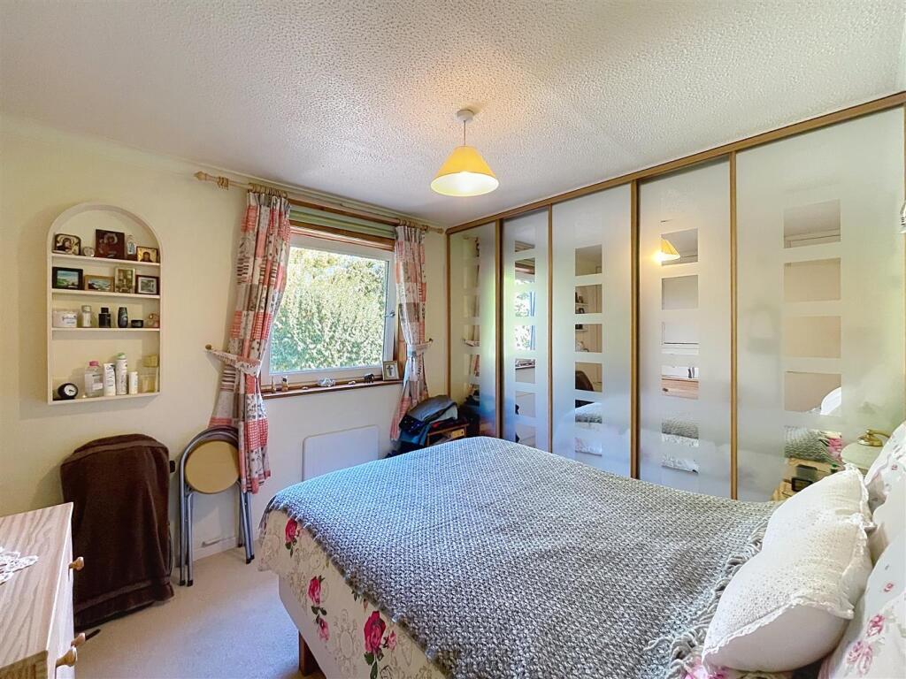 Apartment in Coventry - More