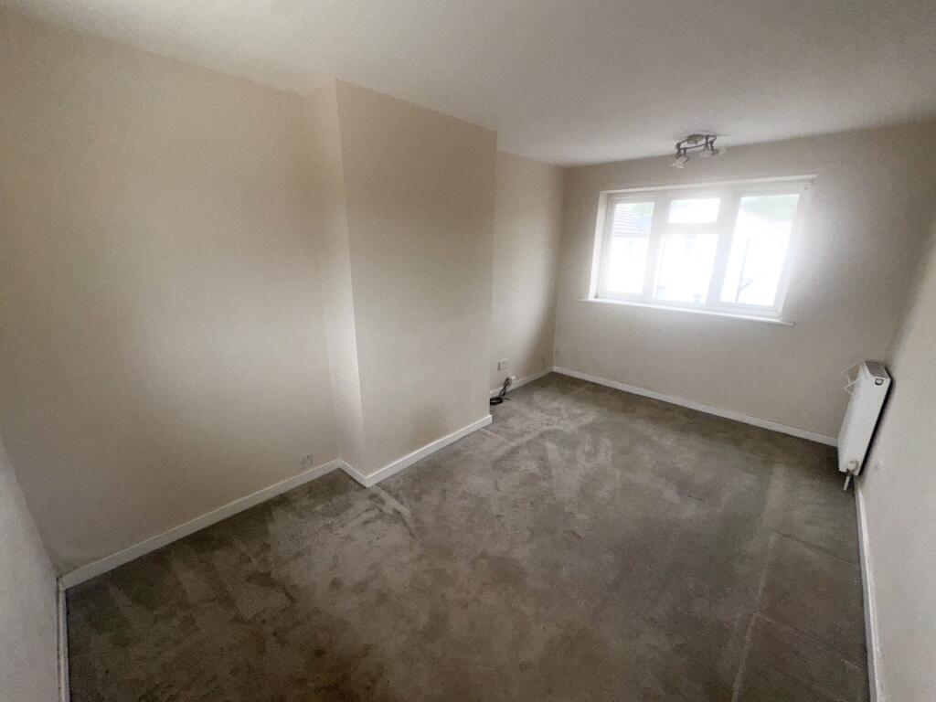 House in Stoke-on-Trent - More
