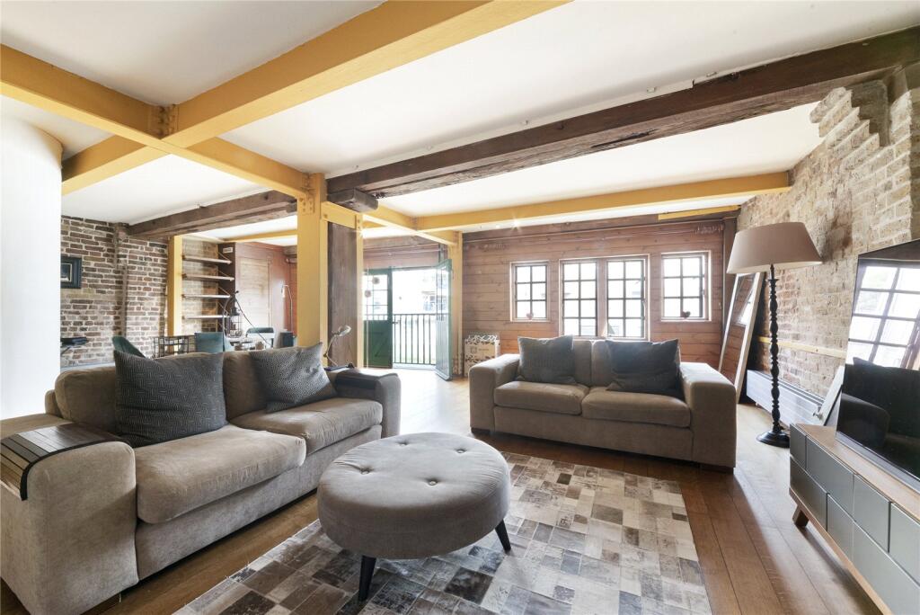 Main image of property: Sailmakers House, 136 Narrow Street, London, E14