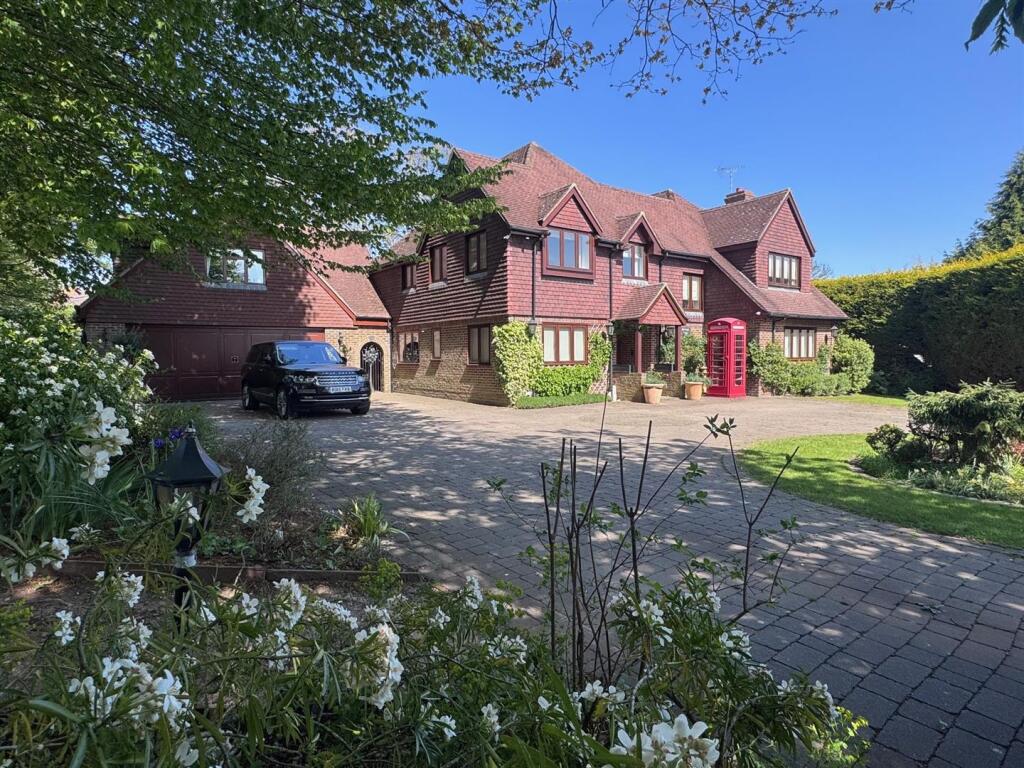 Main image of property: BICKLEIGH RIDGE, Yew Gate, Newbury