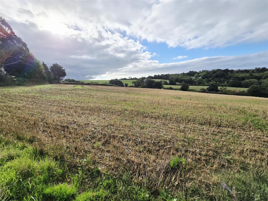 House in Plymouth - View 5