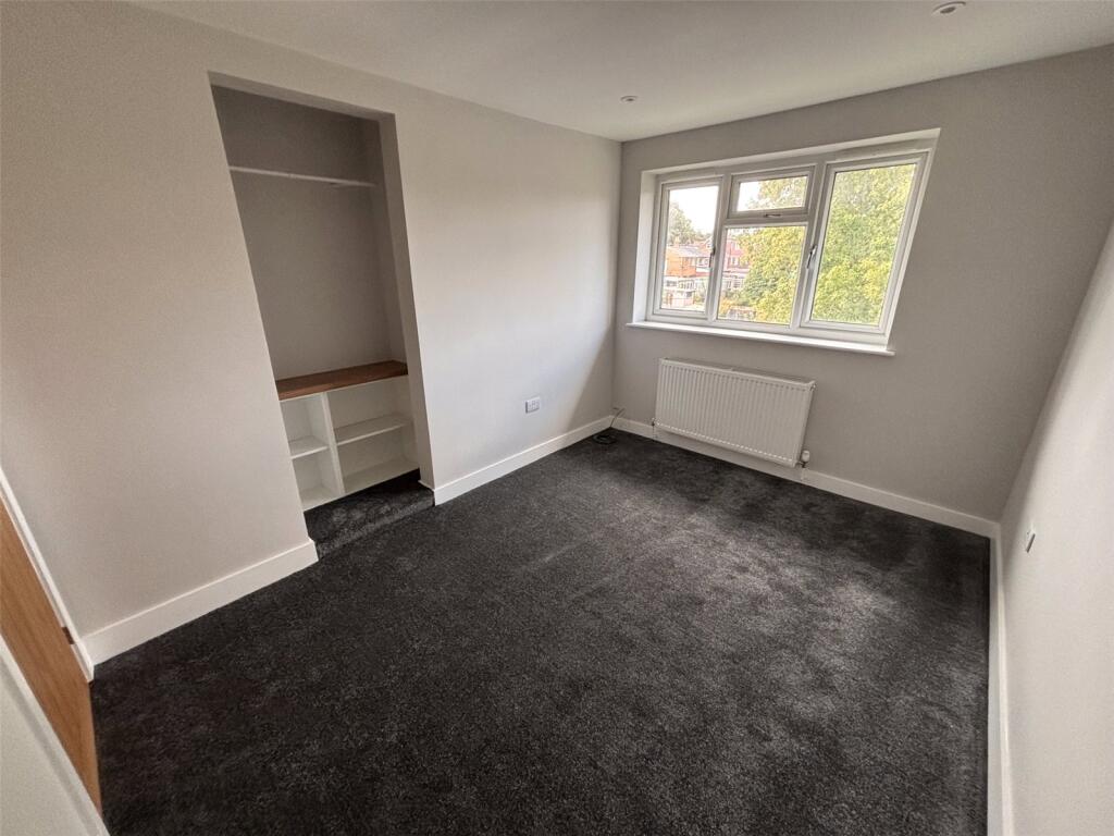 Apartment in Leeds, West Yorkshire - View 4
