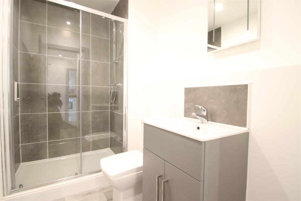 Apartment in Wolverhampton - View 5