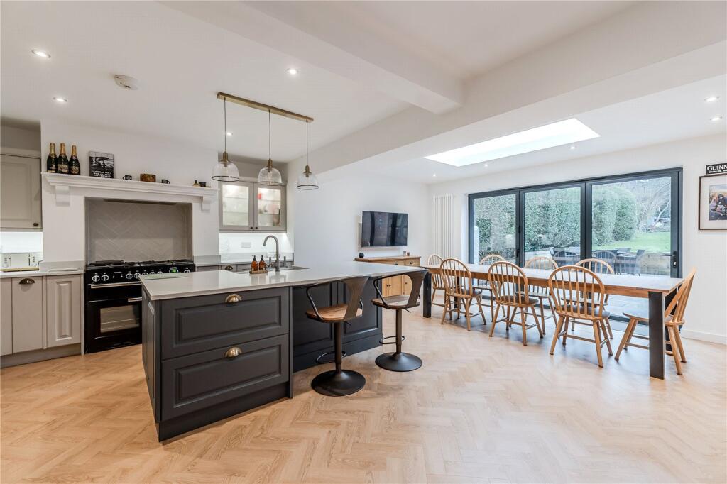 Main image of property: Wynford Terrace, Leeds, West Yorkshire