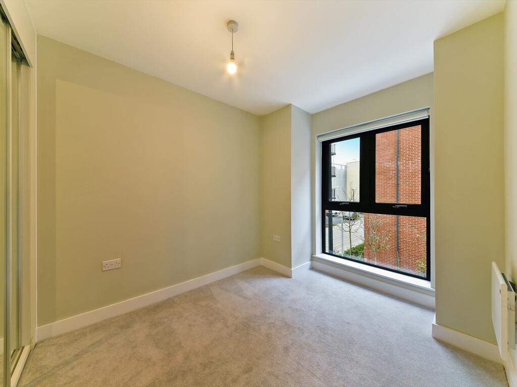 House in Newbury, Speenhamland - More