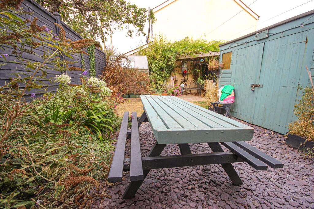House in East Devon, Seaton - More