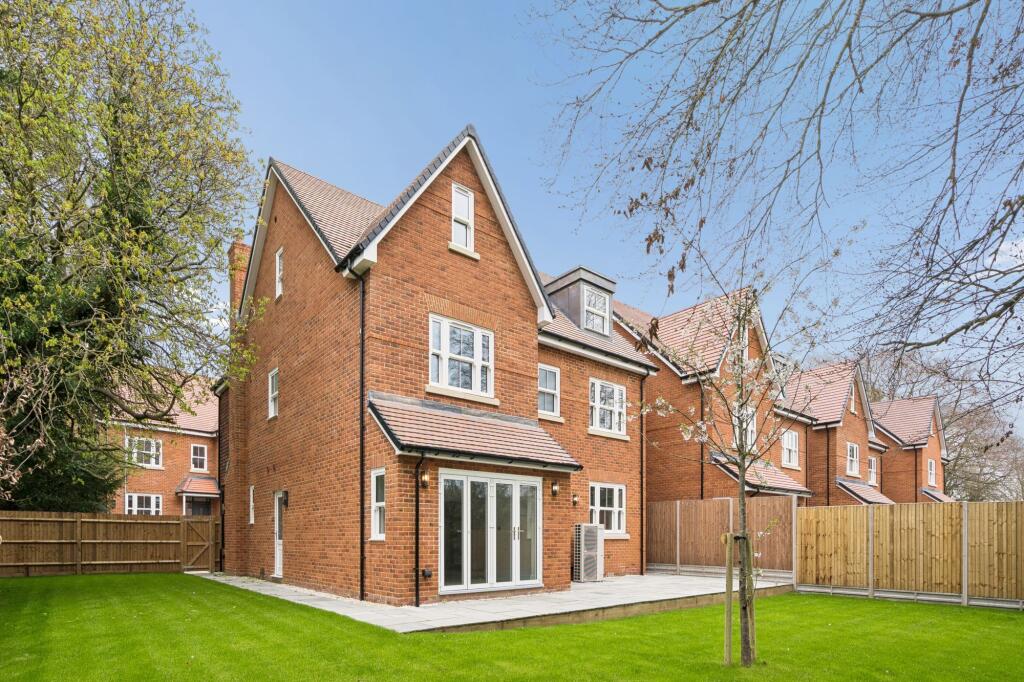 Main image of property: Harvieston Close, Tring, HP23