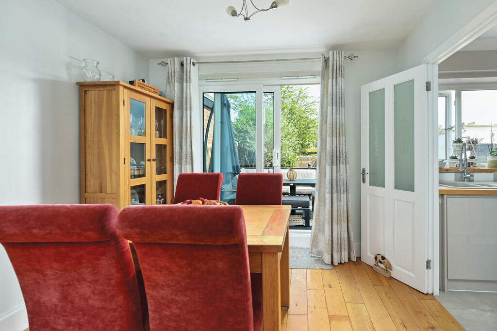 York Way, Sandhurst photo 3