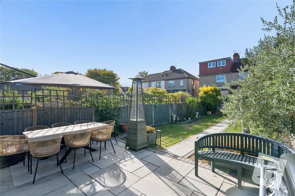 House in Romford - View 5