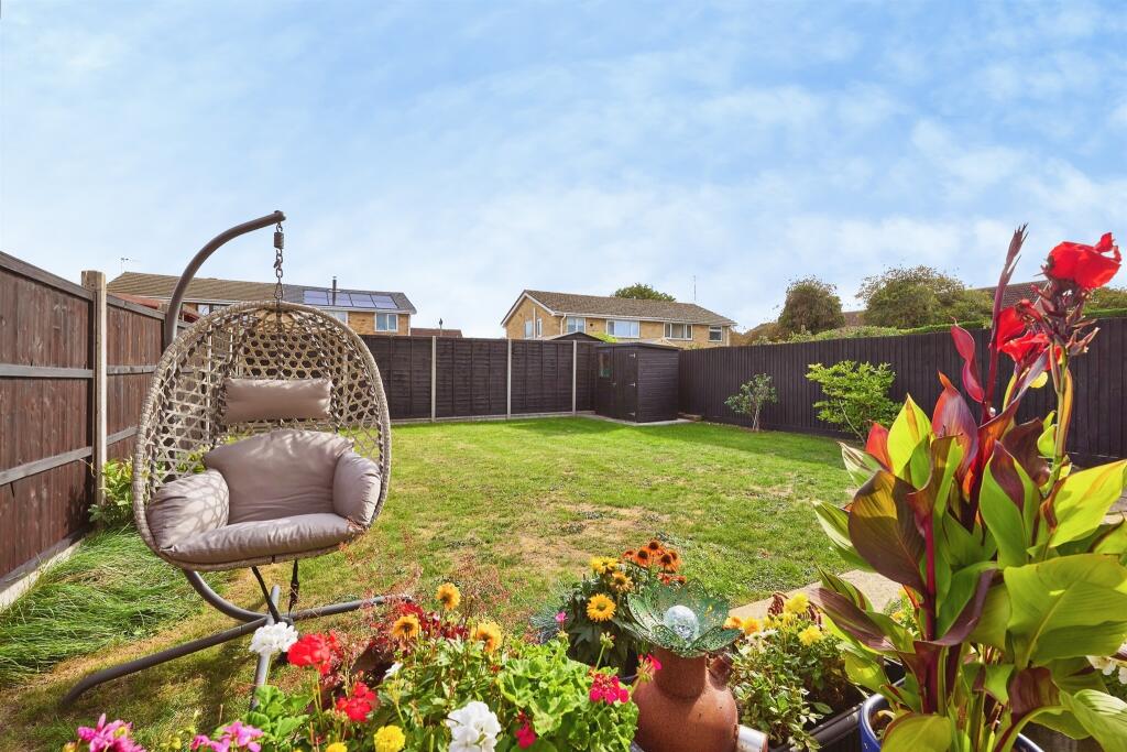 House in Huntingdonshire, Alconbury - View 2