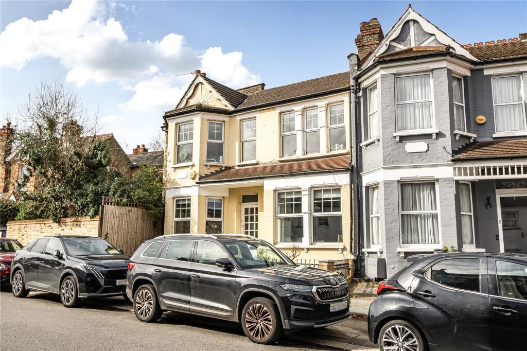 Main image of property: Hoppers Road, Winchmore Hill, London, N21