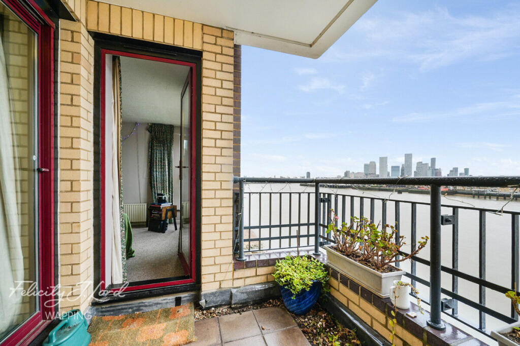 Apartment in London, St. George in the East, Shadwell - View 3
