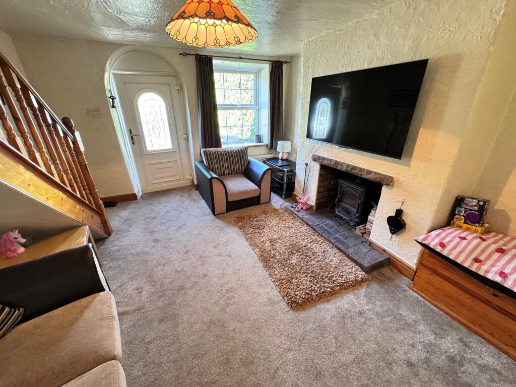 House in High Peak, Bridgeholm Green, Chinley, Buxworth and Brownside - View 5