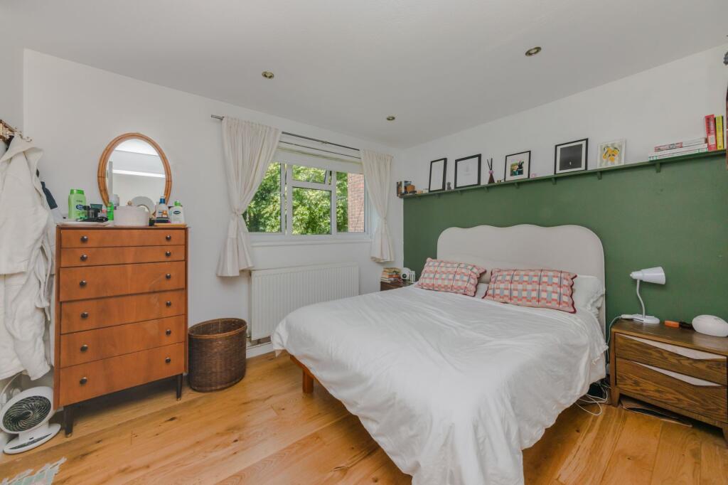 Apartment in Lewes - More