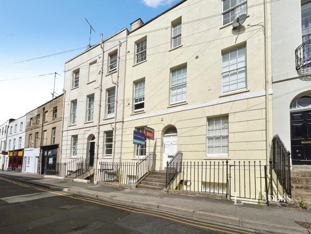 Main image of property: Grosvenor Street, Cheltenham, GL52