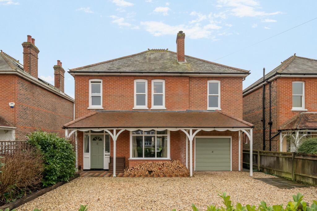 Main image of property: Woodlands Avenue, Emsworth, PO10