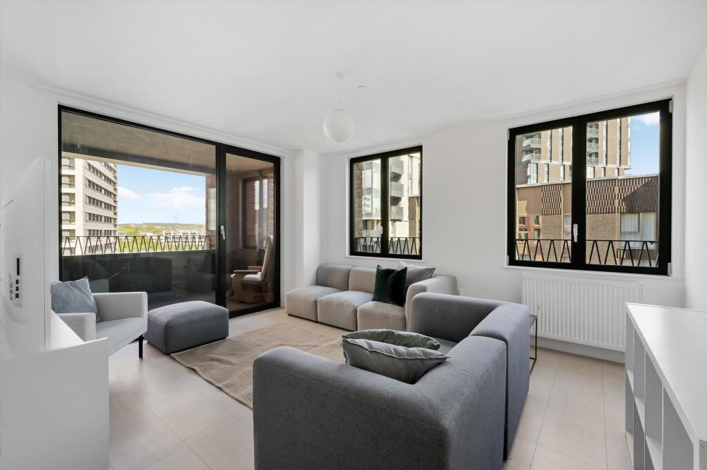 Main image of property: Saxon Court, York Way, London N1C