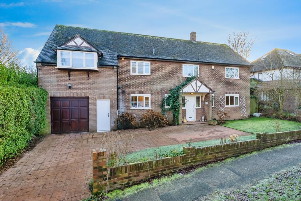 Main image of property: Heyes Lane, Appleton, Warrington, Cheshire, WA4
