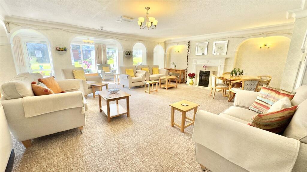 Apartment in Chester - View 3