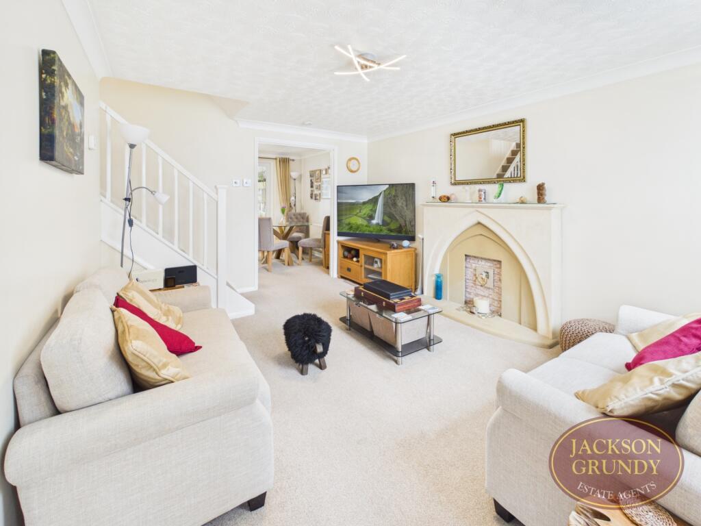 House in Duston, New Duston - View 2