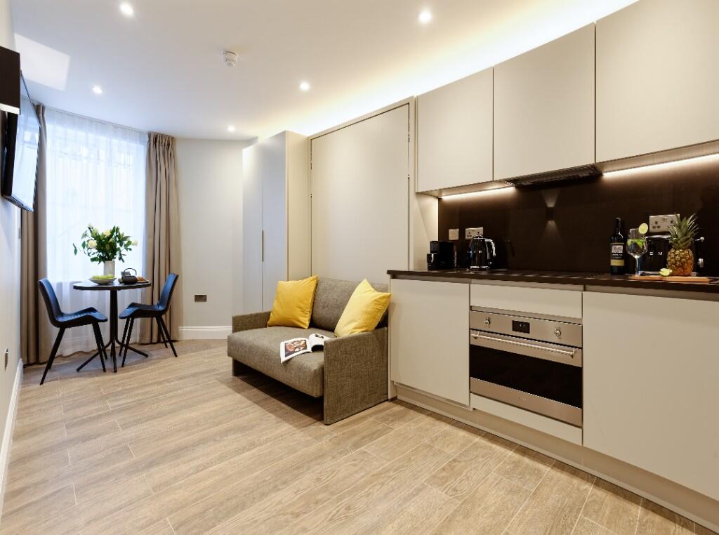 Studio flat for rent