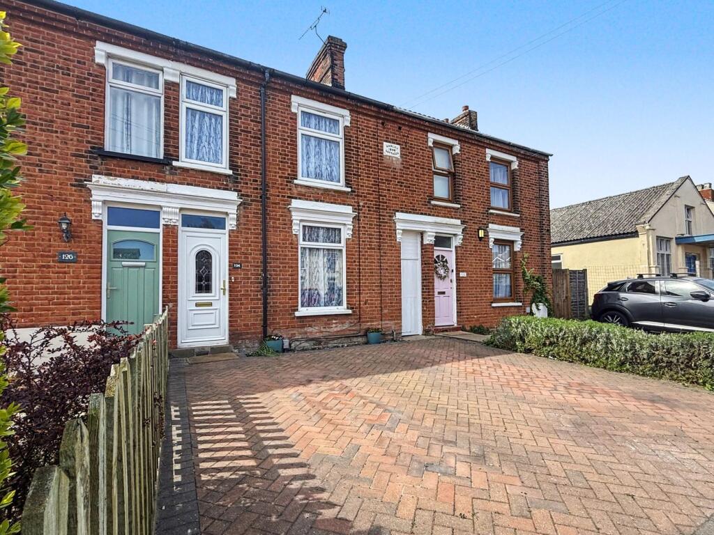 2-bed house on Kemball Street, Ipswich, IP4, £220,000