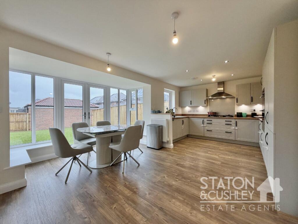 House in Mansfield, Warsop - View 5