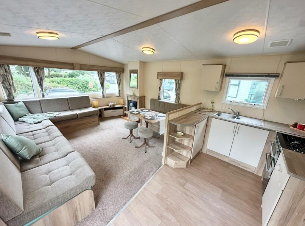 Carnforth, Carnforth, LA6 1FE photo 4