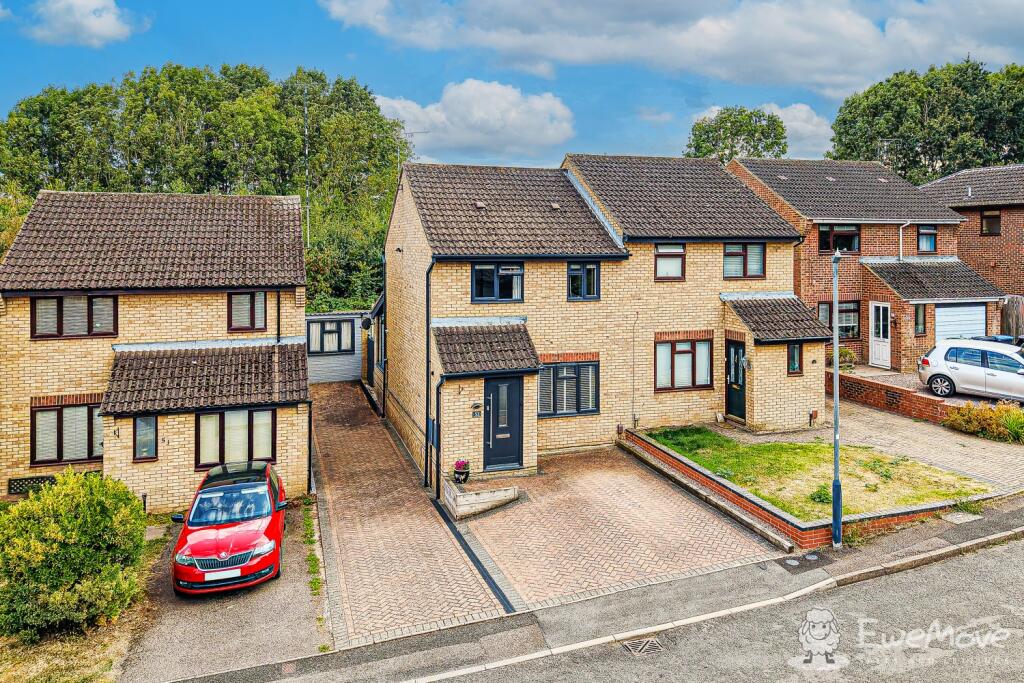 Dreyer Close, Rugby CV22