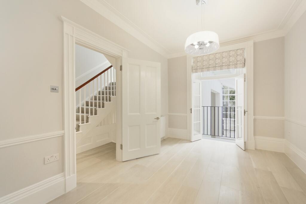 House in London, Hans Town, Chelsea - More