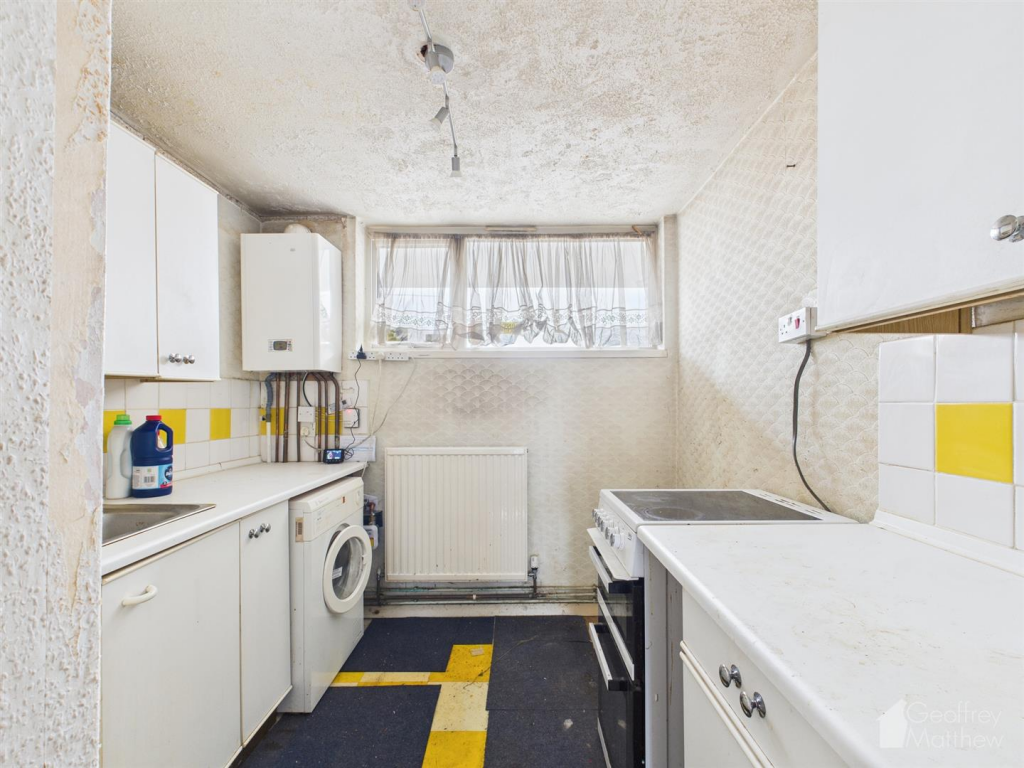 Apartment in Harlow, Essex - View 4