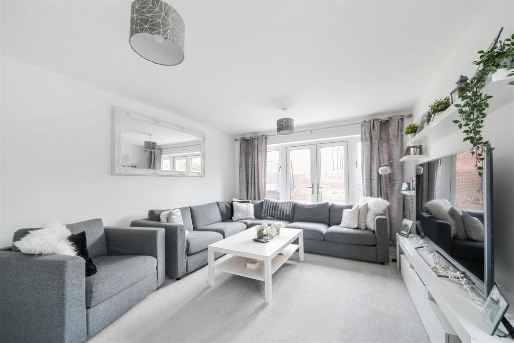 Winchat Road, Botley photo 4