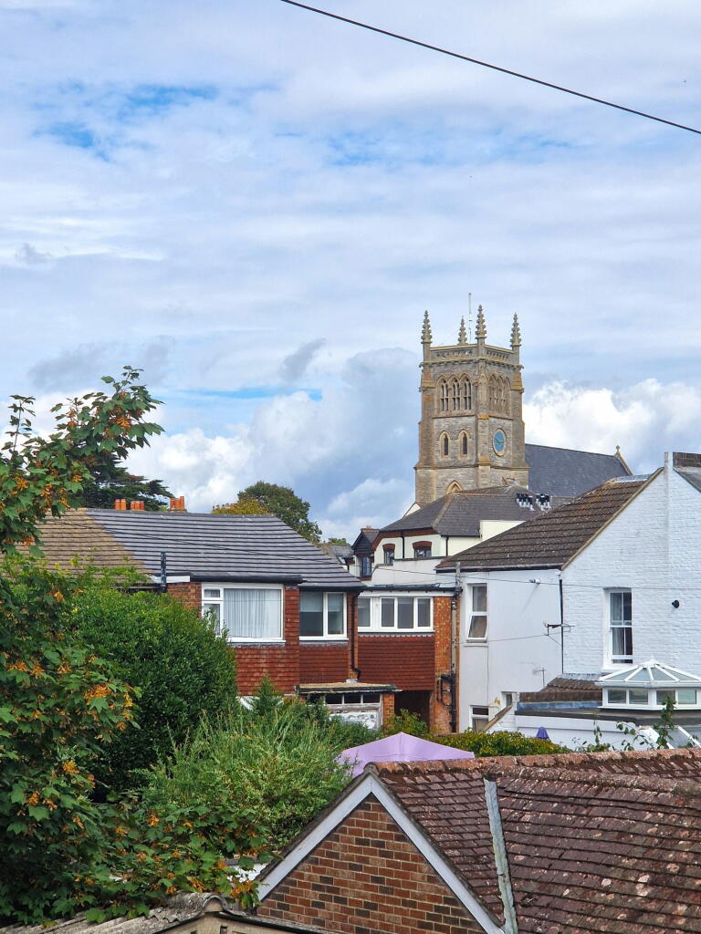 House in Gosport, Hampshire - View 5