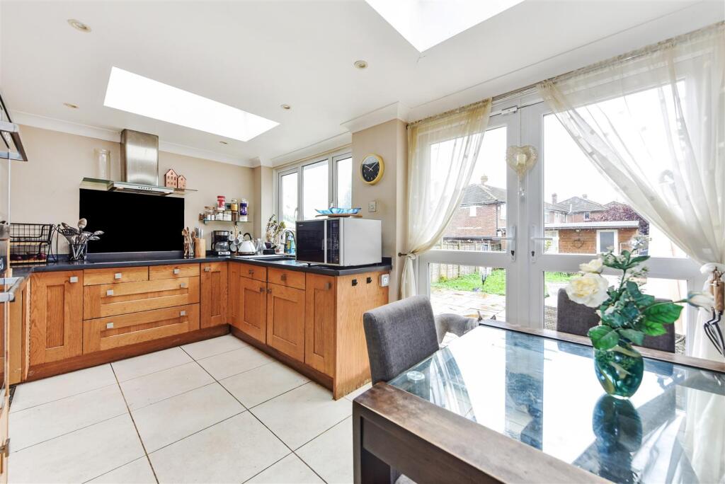 House in Fareham, Hampshire - View 2