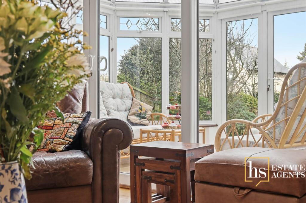 House in Brentwood, Warley - More